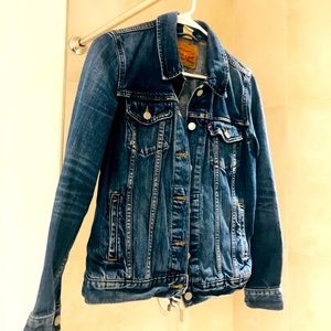 Levi’s classic jean jacket